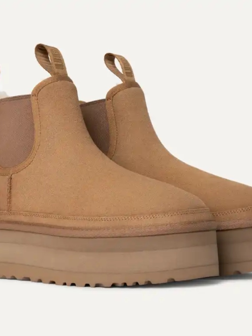 ugg neumel platform chelsea boot